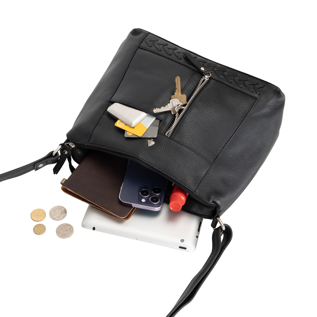 Elegant Leather Crossbody Bag Tressa – Stylish & Functional - Greenwood Leather