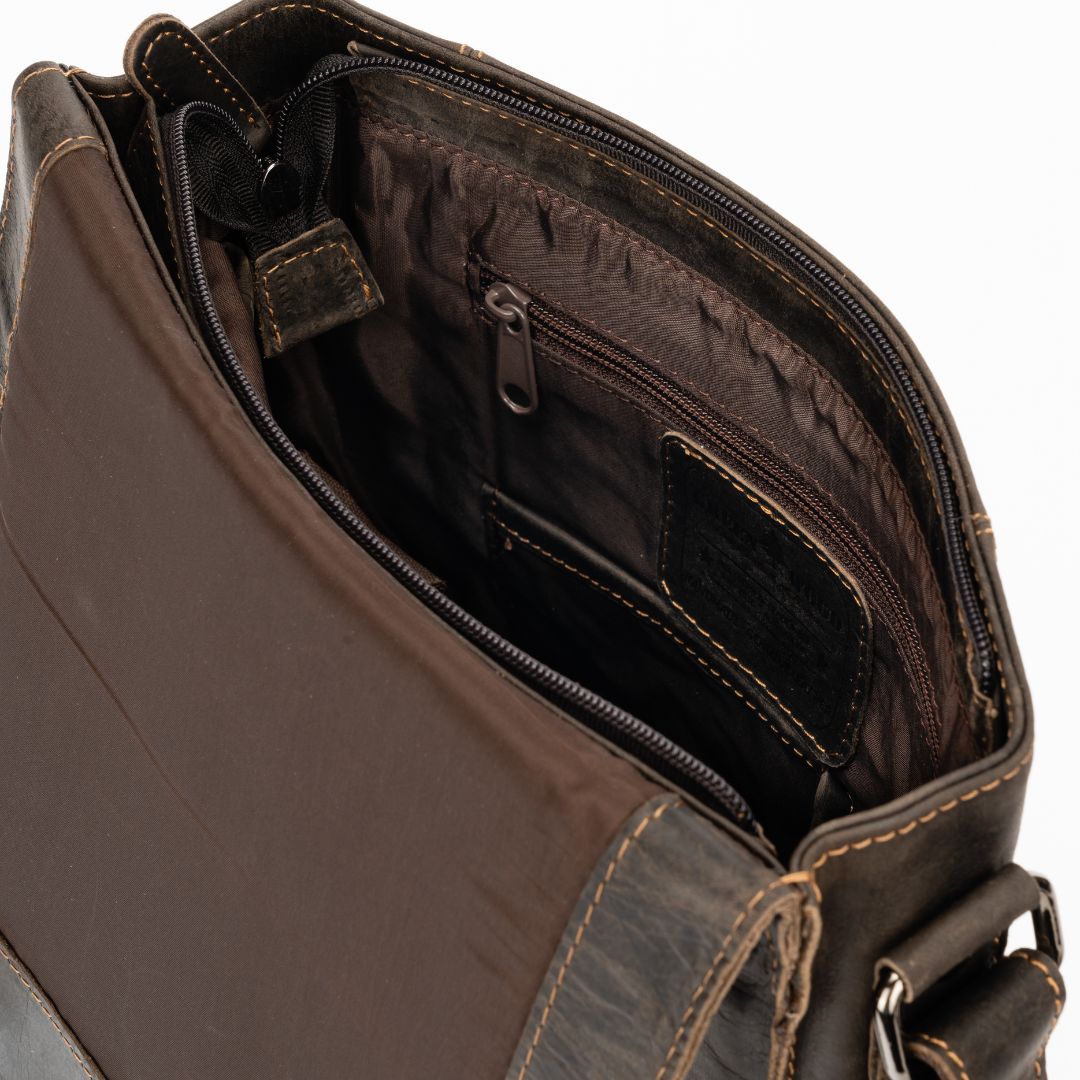 Leather Shoulder Bag Rowville - Brown - Greenwood Leather